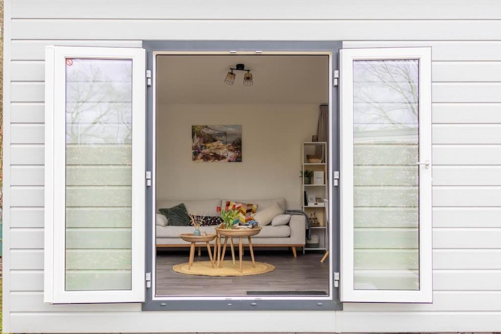 Gezellig Modern Chalet Midden Op De Veluwe Епе Екстериор снимка